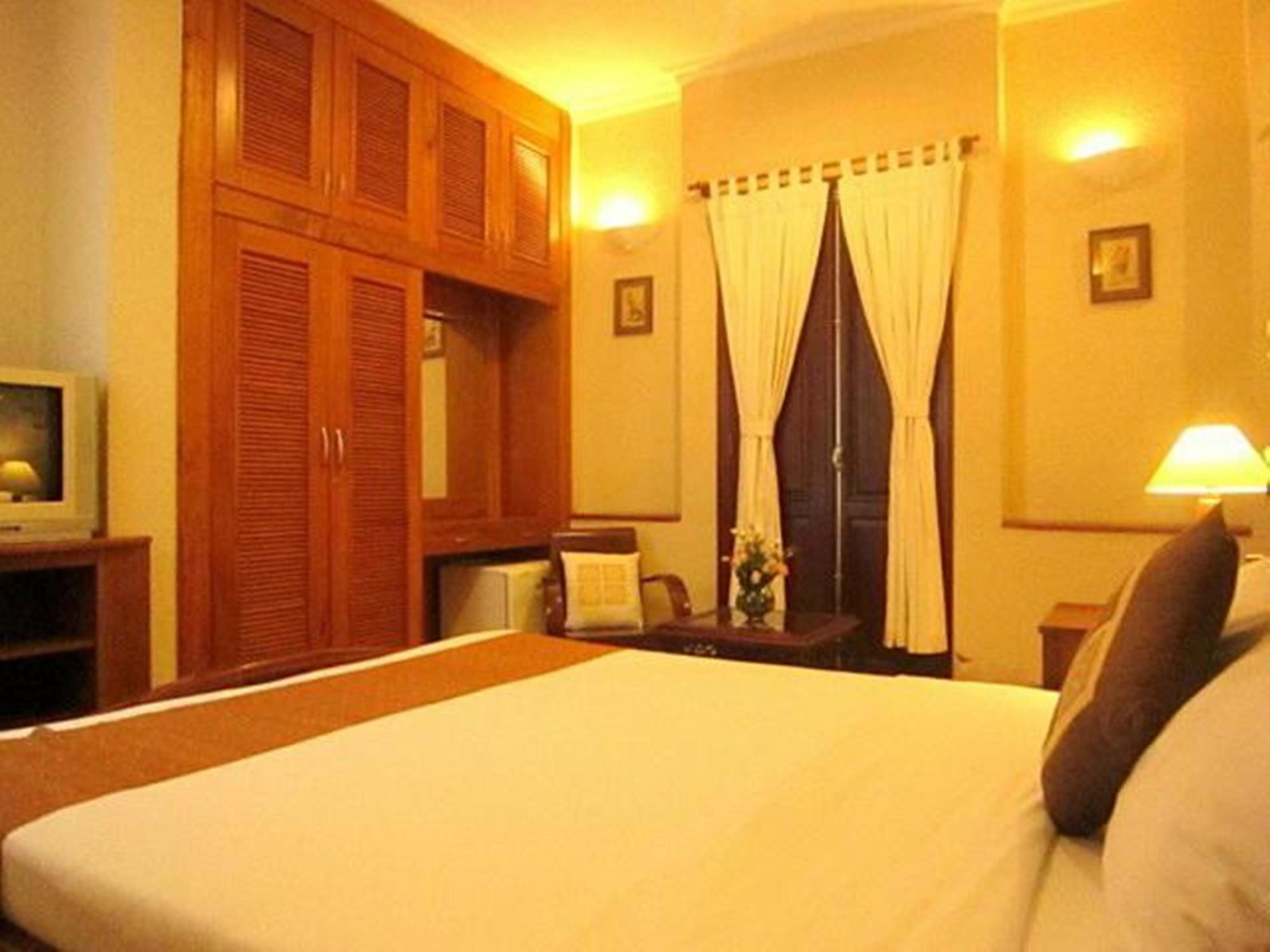 Cam Ly Boutique Apartment & Hotel Хошимин Экстерьер фото